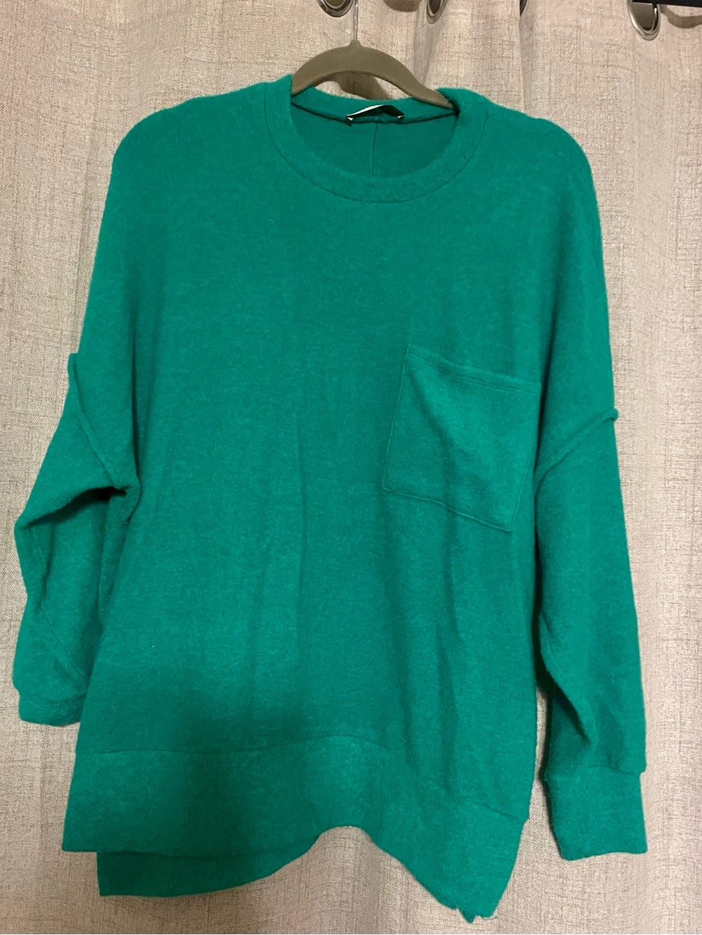 Zenana Green Relaxed Pocket Crewneck Sweater - Women